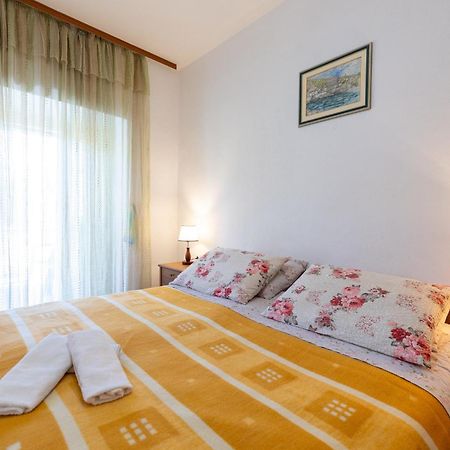 Apartments By The Sea Cove Zarace - Gdinj, Hvar - 2047 ภายนอก รูปภาพ