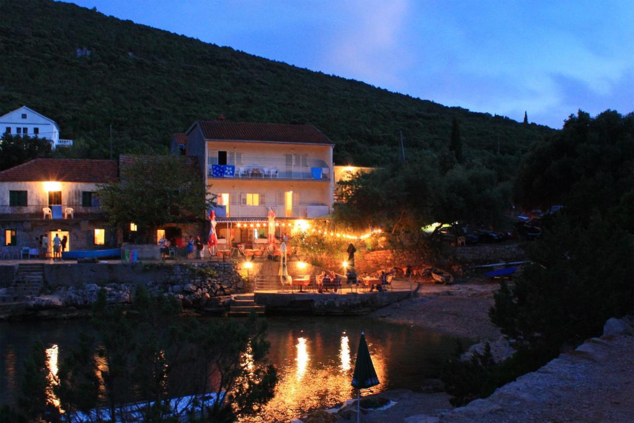 Apartments By The Sea Cove Zarace - Gdinj, Hvar - 2047 ภายนอก รูปภาพ