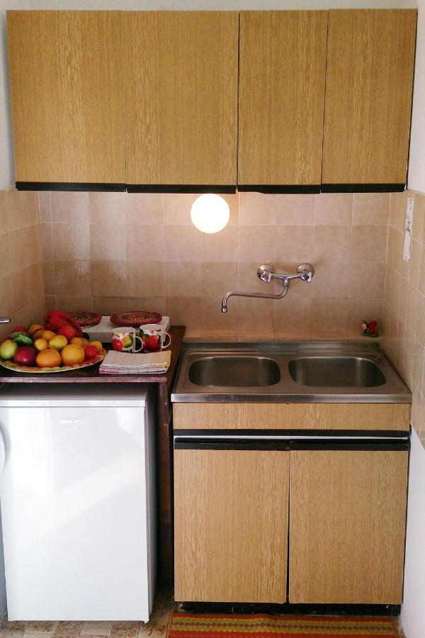 Apartments By The Sea Cove Zarace - Gdinj, Hvar - 2047 ภายนอก รูปภาพ