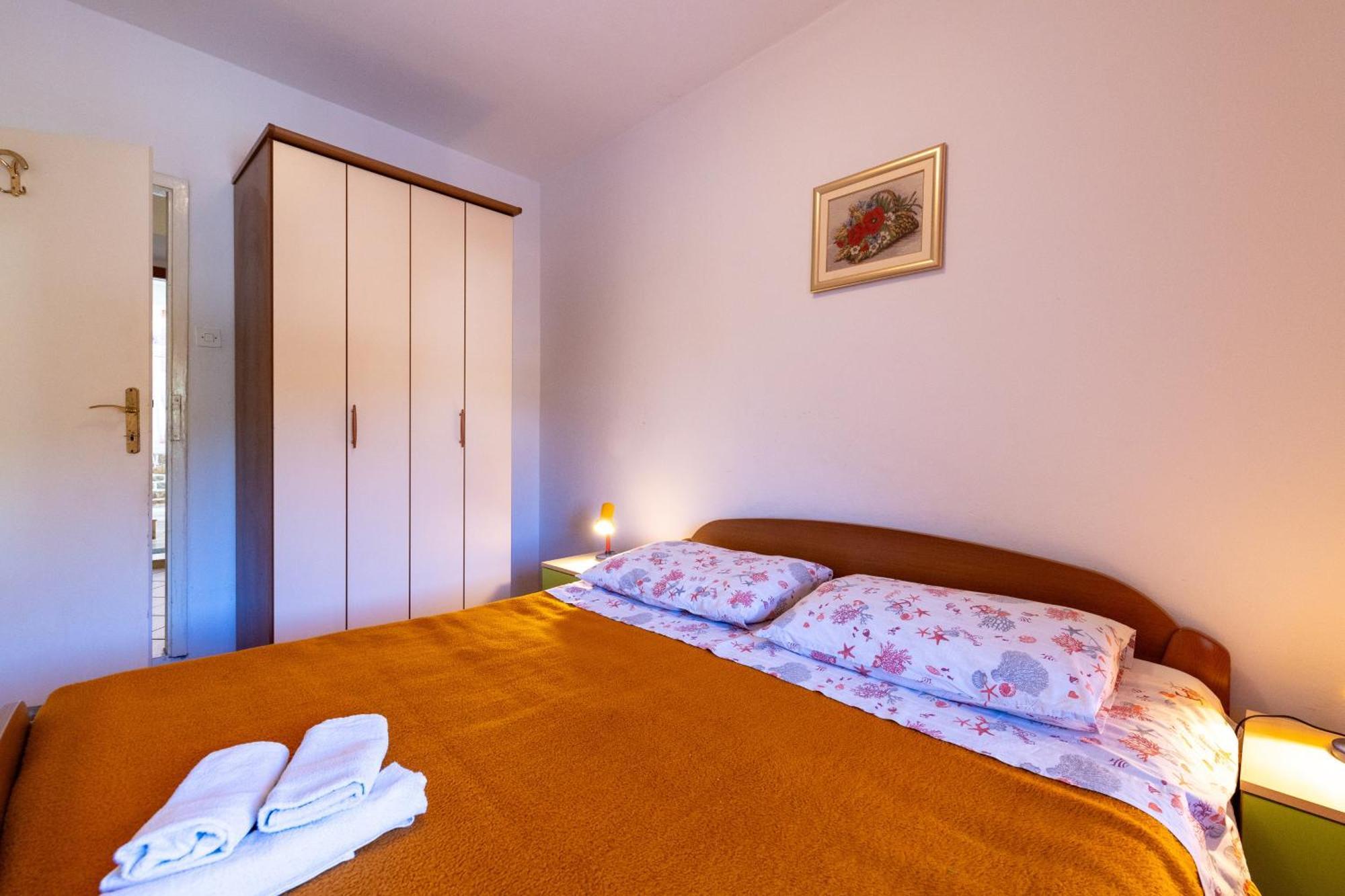 Apartments By The Sea Cove Zarace - Gdinj, Hvar - 2047 ห้อง รูปภาพ